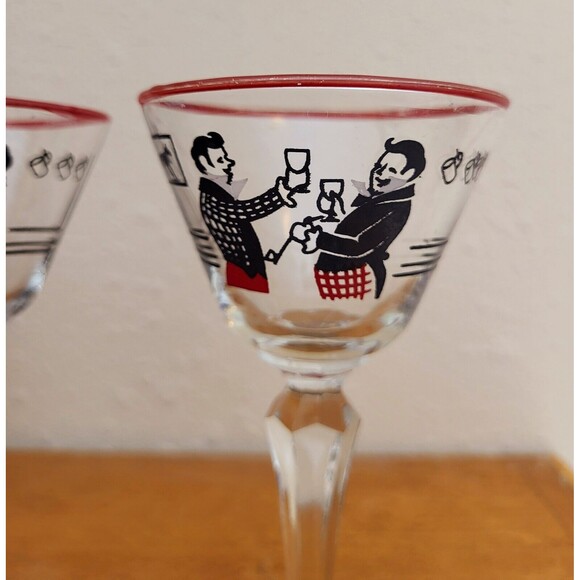 2 Vintage Handpainted MCM Libbey Pickwick Dickens Merrymakers Martini Glasses - Picture 3 of 7